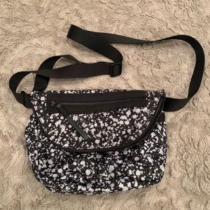 Lululemon Festival Crossbody Bag